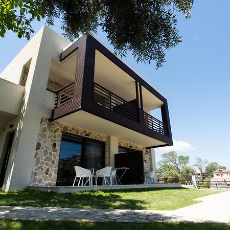 Marineiko Luxury Apartments Ierissós Esterno foto