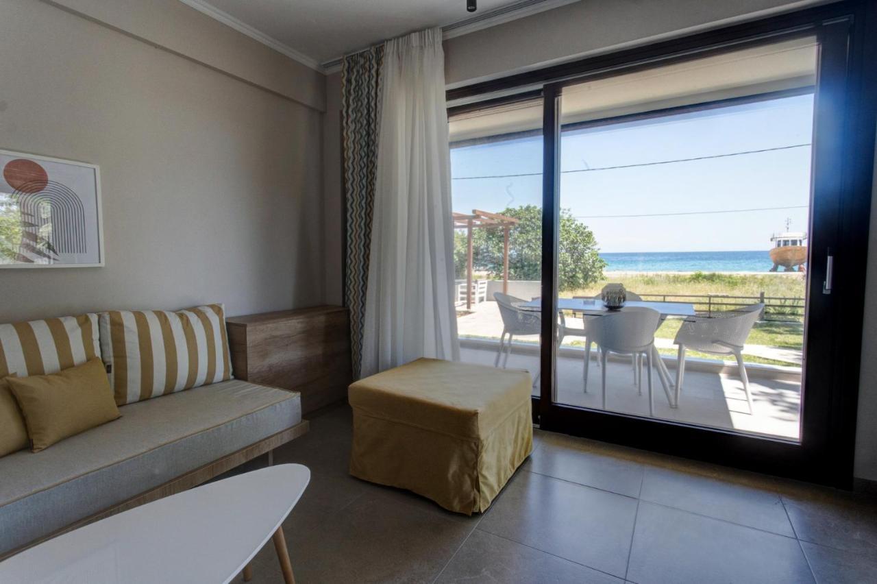 Marineiko Luxury Apartments Ierissós Esterno foto