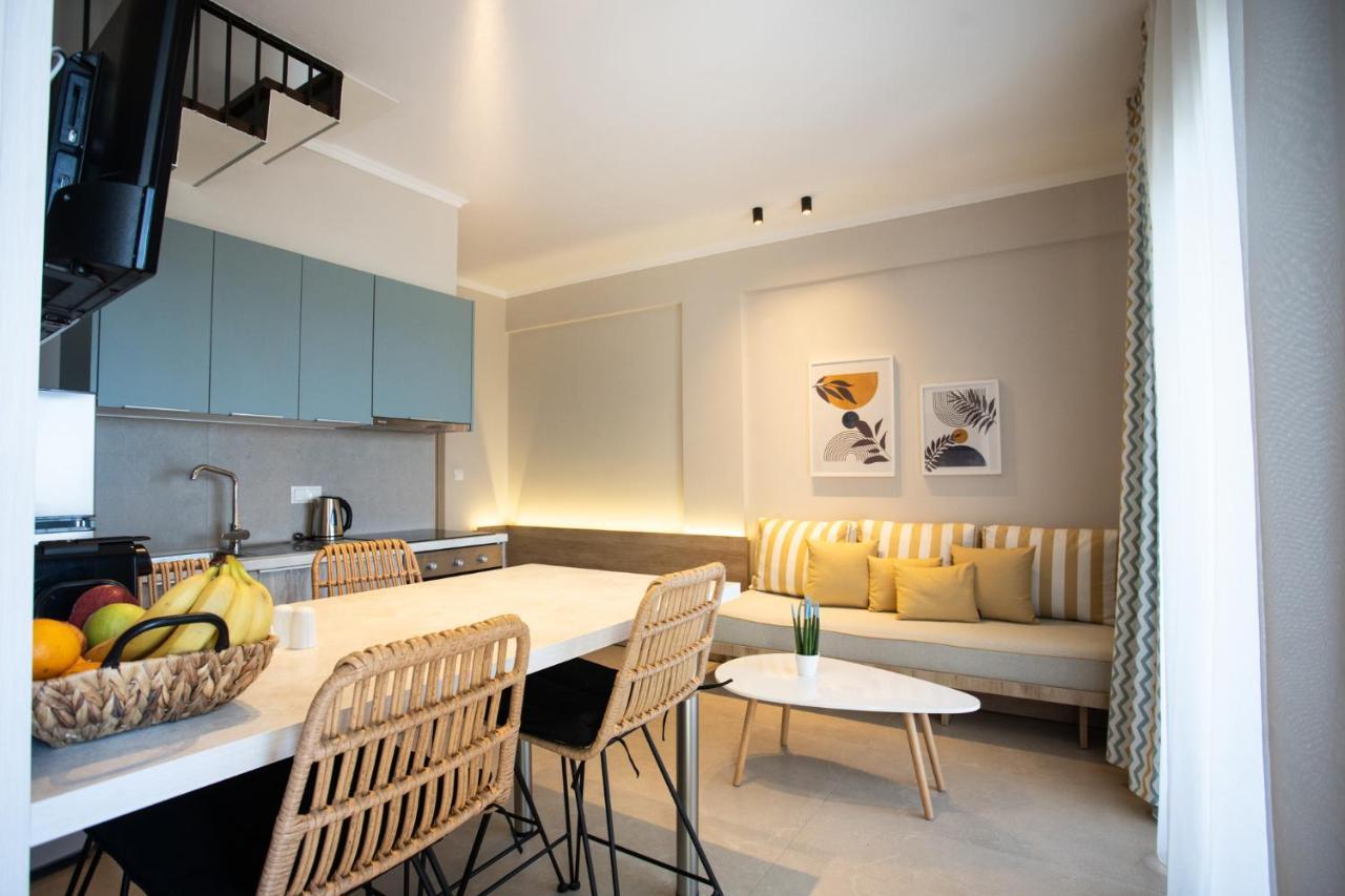 Marineiko Luxury Apartments Ierissós Esterno foto