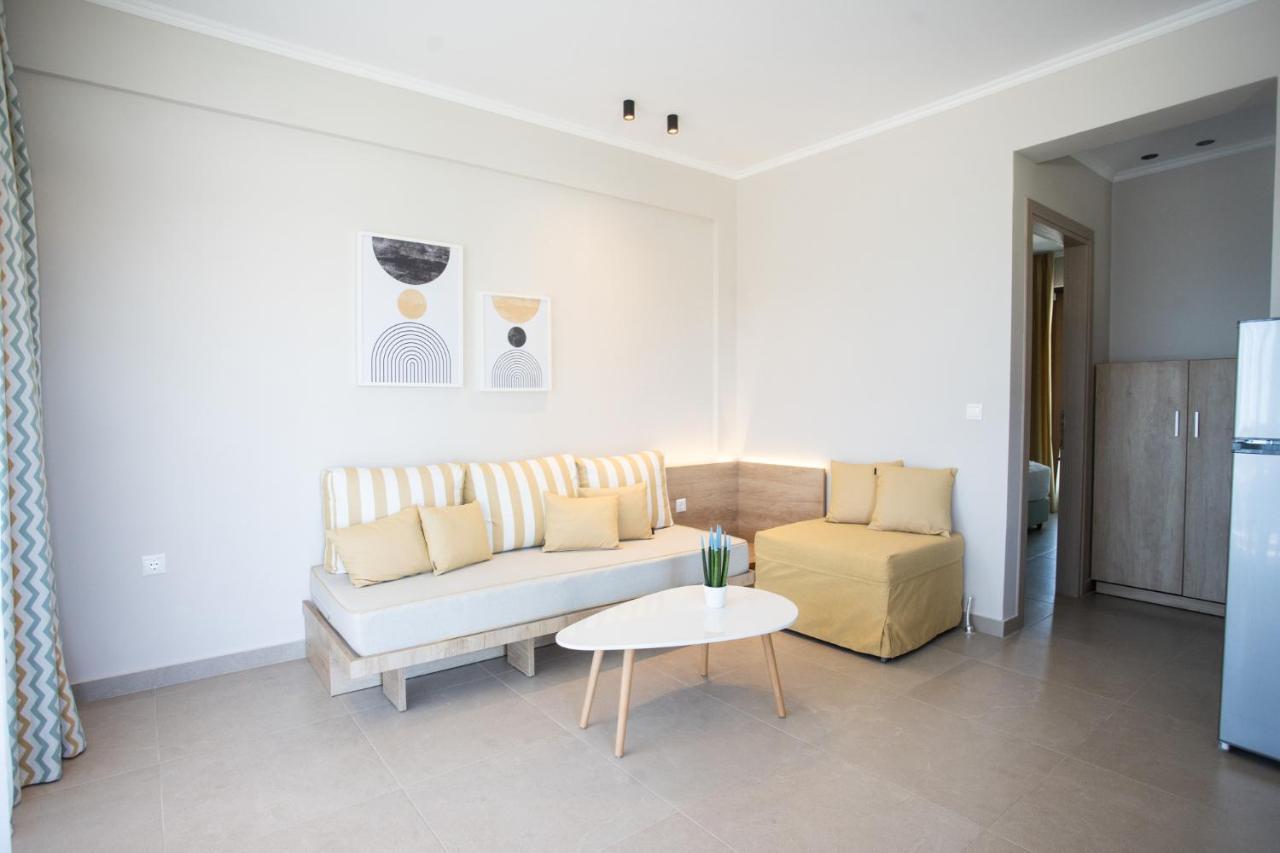 Marineiko Luxury Apartments Ierissós Esterno foto