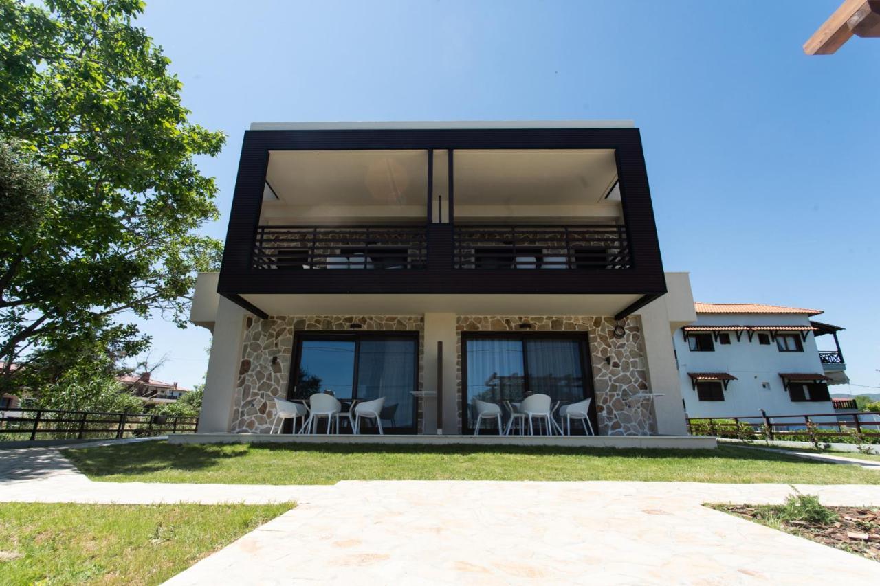 Marineiko Luxury Apartments Ierissós Esterno foto